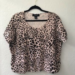 Pale Pink Textured Leopard Print Top